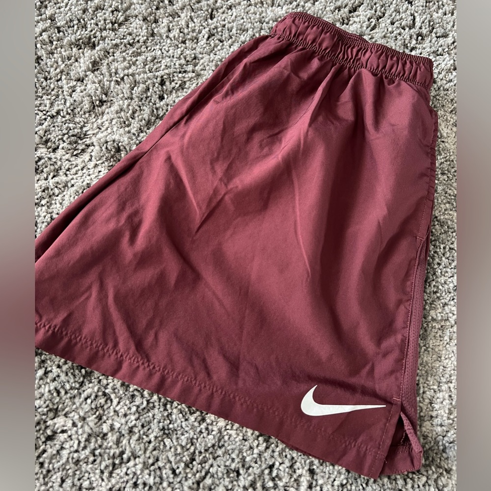 Nike Athletic Shorts (XXL)